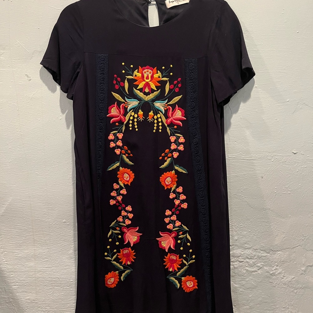 Never worn floral embroidered short sleeve dress